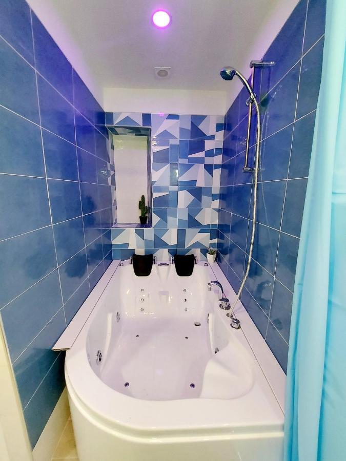 Bleu Bijou Apartment Palermo Bagian luar foto