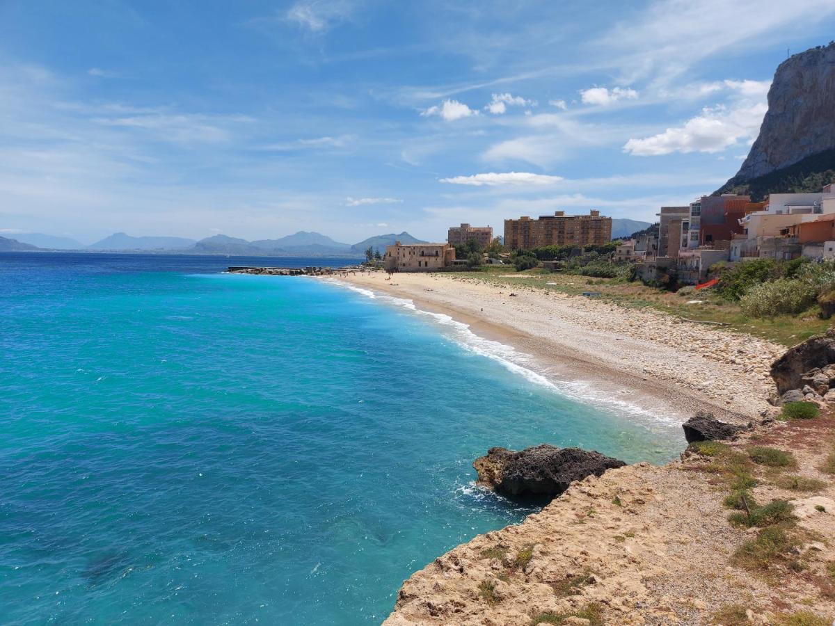 Bleu Bijou Apartment Palermo Bagian luar foto