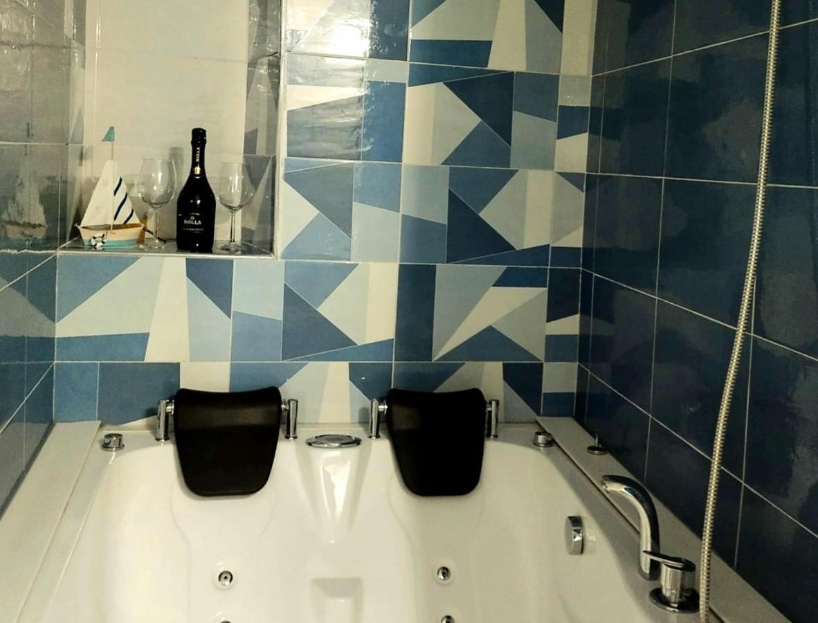 Bleu Bijou Apartment Palermo Bagian luar foto