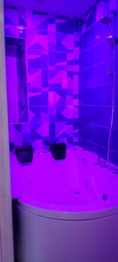 Bleu Bijou Apartment Palermo Bagian luar foto