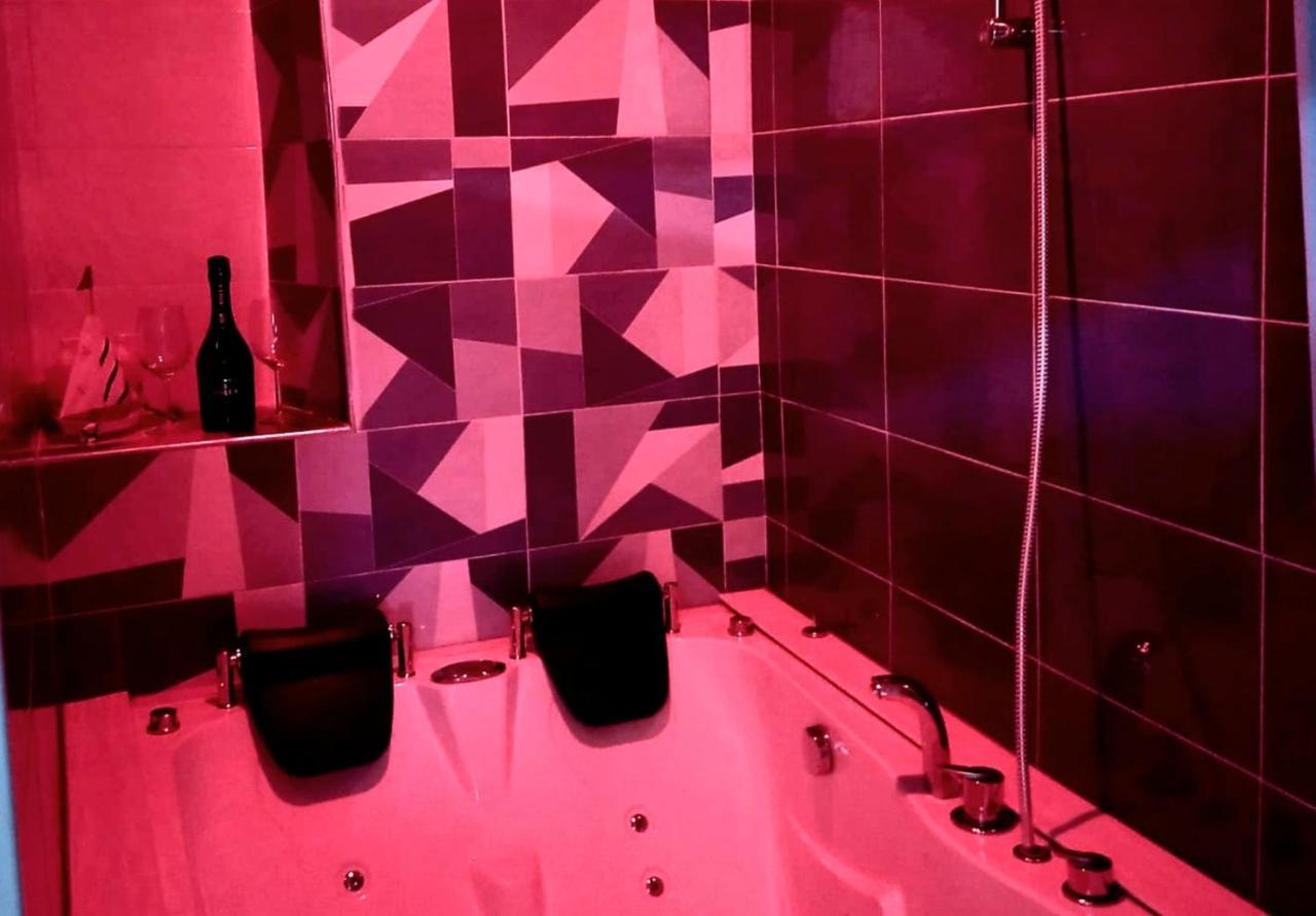 Bleu Bijou Apartment Palermo Bagian luar foto